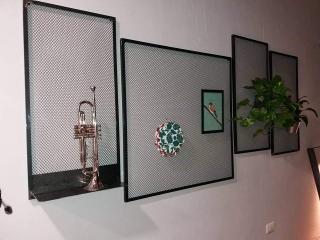 Arredi e complementi in ferro per oFF Bologna