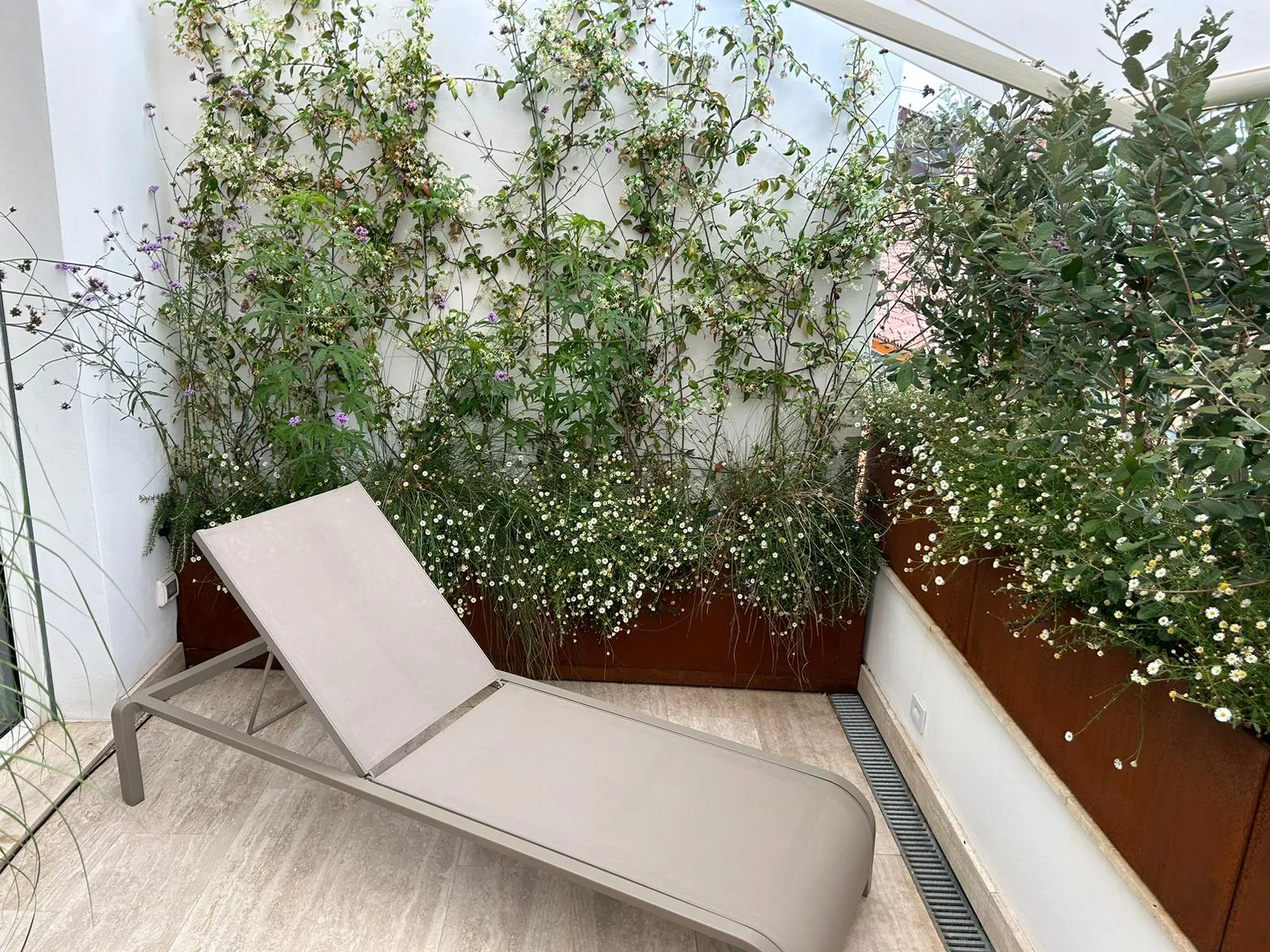 Realizzazione fioriere su misura in Acciaio Corten a Bologna