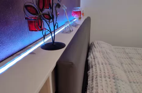 Console in ferro con LED incassato