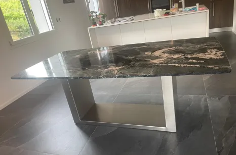 Base tavolo in acciaio inox satinato per piano in marmo