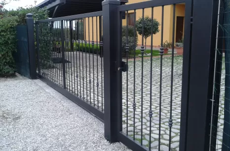 Cancello in ferro battuto