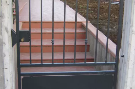 Cancello pedonale  in ferro battuto