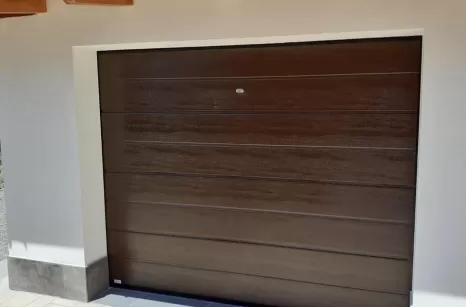 Porte da garage sezionali motorizzati