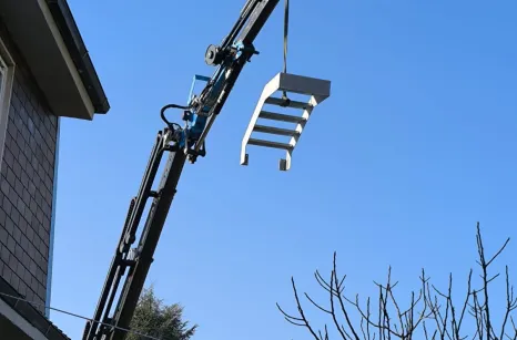 Scala esterna in acciaio zincato e gradini antiscivolo