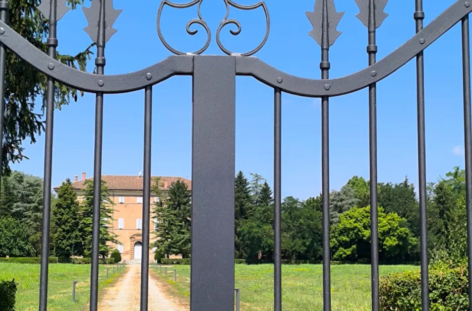 Cancello in ferro battuto forgiato a mano